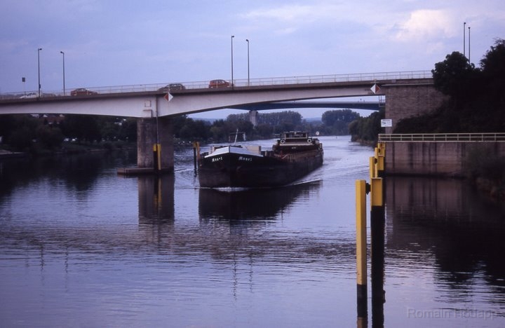 FQ022.JPG