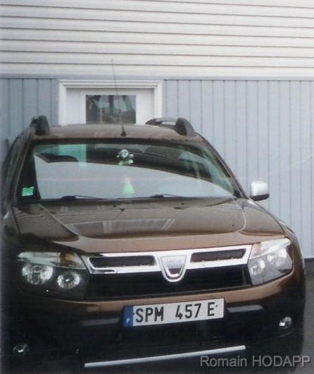 F_975_E457.jpg